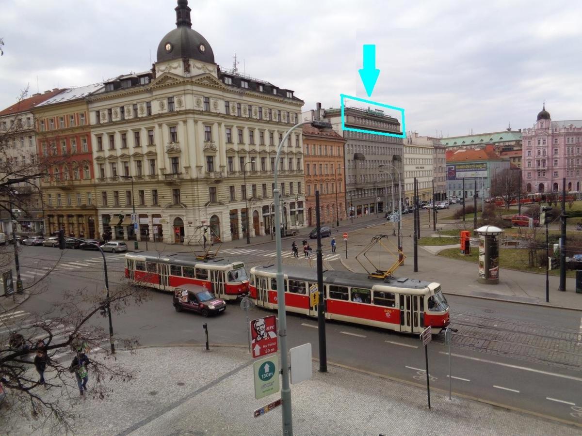 Rooftop Planet Prague Hotel Esterno foto