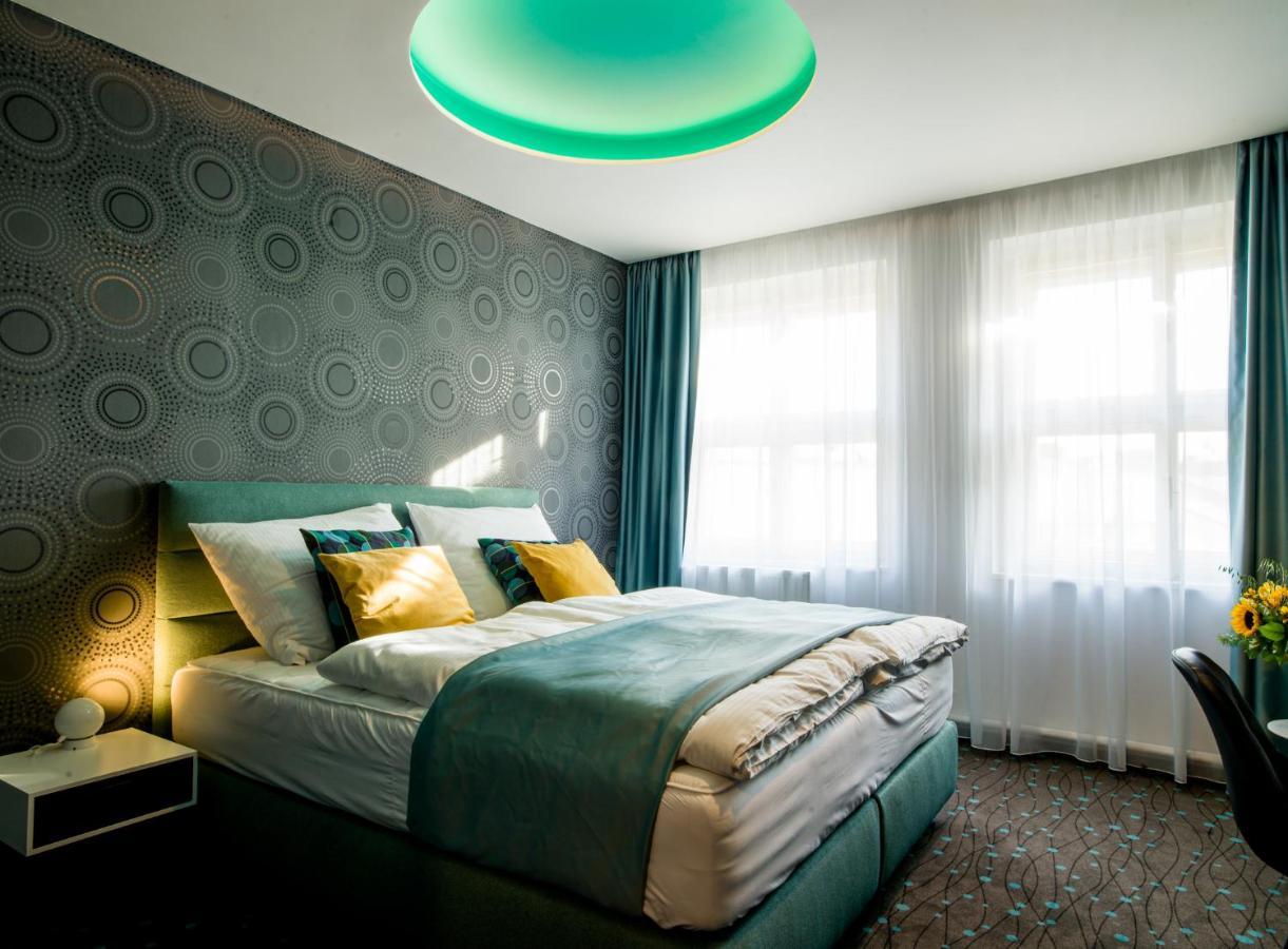 Rooftop Planet Prague Hotel Esterno foto