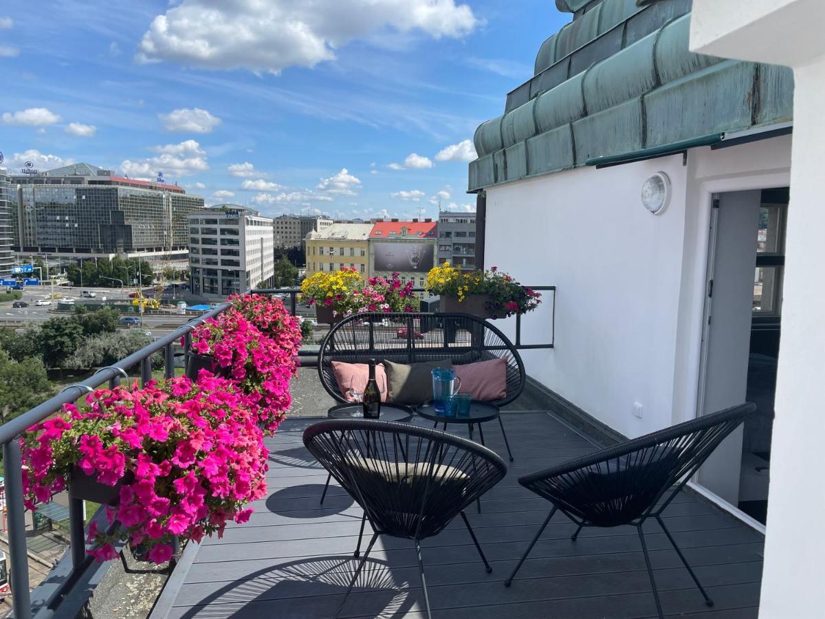 Rooftop Planet Prague Hotel Esterno foto